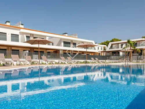3 Bedrooms House / Villa in Carrer dels molls