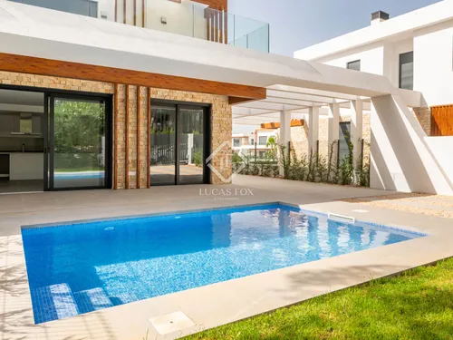 3 Bedrooms House / Villa in Carrer dels molls