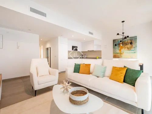 3 Bedrooms House / Villa in Carrer dels molls