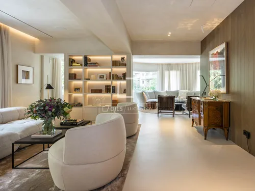 Excellent 1 Bedroom apartment for sale in Turó Park, Barcelona