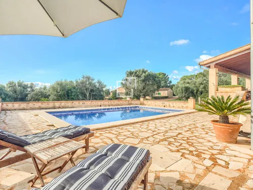 4 Bedrooms House / Villa in Calle Mare Selva