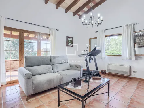 4 Bedrooms House / Villa in Calle Mare Selva