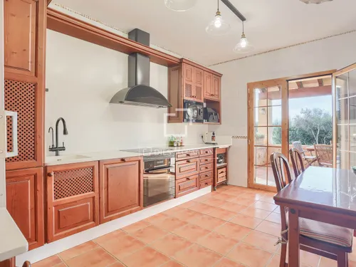 4 Bedrooms House / Villa in Calle Mare Selva