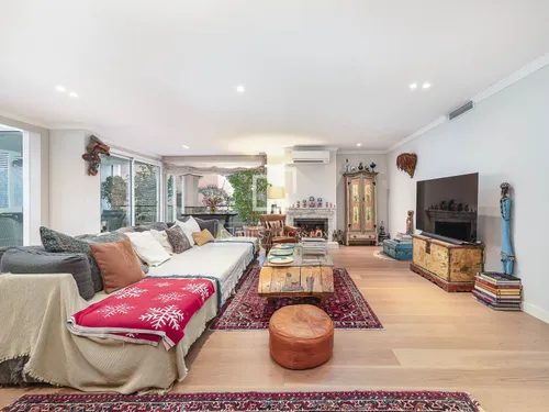 6 Bedrooms Apartment in Tres torres