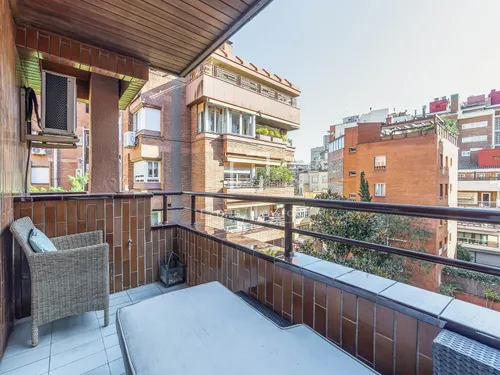 6 Bedrooms Apartment in Tres torres