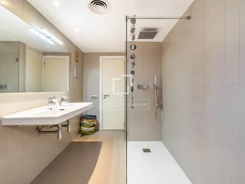 6 Bedrooms Apartment in Tres torres