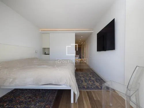 3 Bedrooms Apartment in Passeig Joan de Borbo