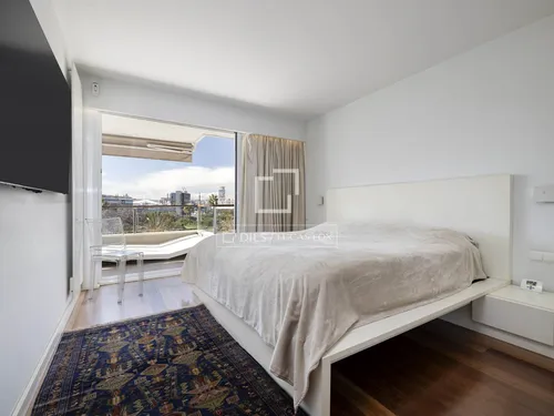 3 Bedrooms Apartment in Passeig Joan de Borbo