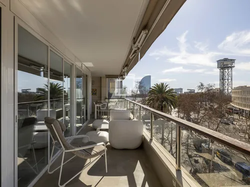 3 Bedrooms Apartment in Passeig Joan de Borbo