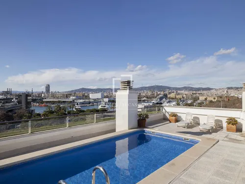 3 Bedrooms Apartment in Passeig Joan de Borbo