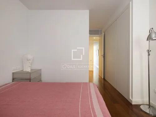 3 Bedrooms Apartment in Passeig Joan de Borbo