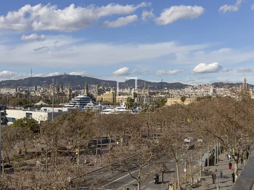 3 Bedrooms Apartment in Passeig Joan de Borbo