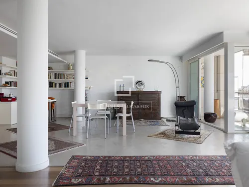 3 Bedrooms Apartment in Passeig Joan de Borbo