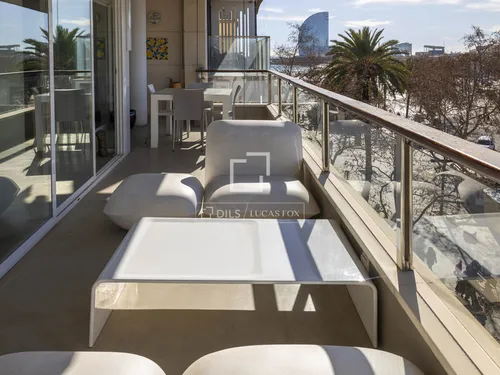 3 Bedrooms Apartment in Passeig Joan de Borbo