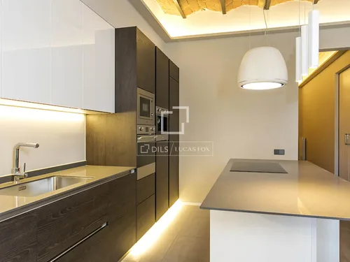 3 Bedrooms Apartment in rambla Cataluña