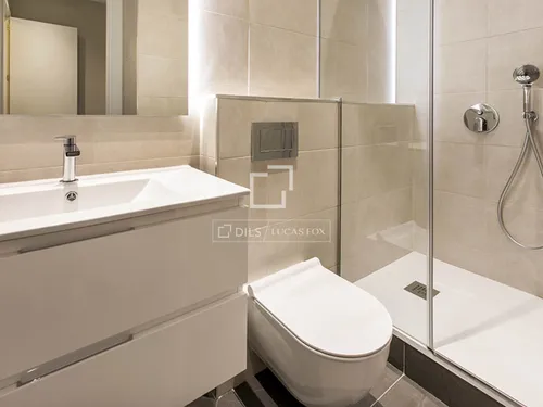 3 Bedrooms Apartment in rambla Cataluña