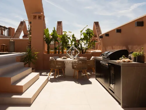 3 Bedrooms Apartment in Avenida Calderon de la Barca