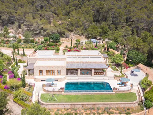 6 Bedrooms House / Villa in Can Xicu Sala