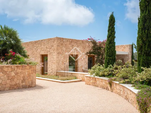 6 Bedrooms House / Villa in Can Xicu Sala