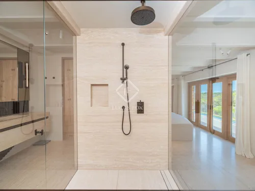 6 Bedrooms House / Villa in Can Xicu Sala