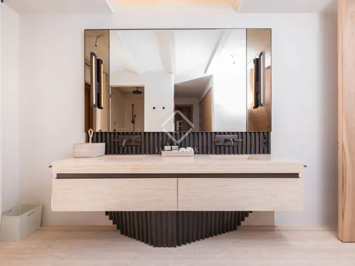 6 Bedrooms House / Villa in Can Xicu Sala
