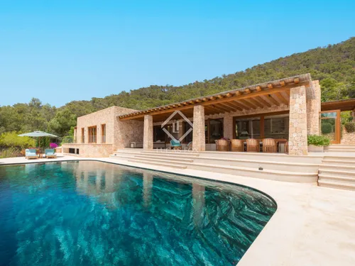6 Bedrooms House / Villa in Can Xicu Sala