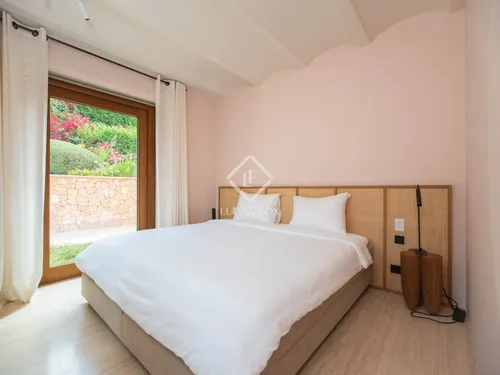 6 Bedrooms House / Villa in Can Xicu Sala
