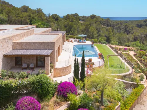 6 Bedrooms House / Villa in Can Xicu Sala