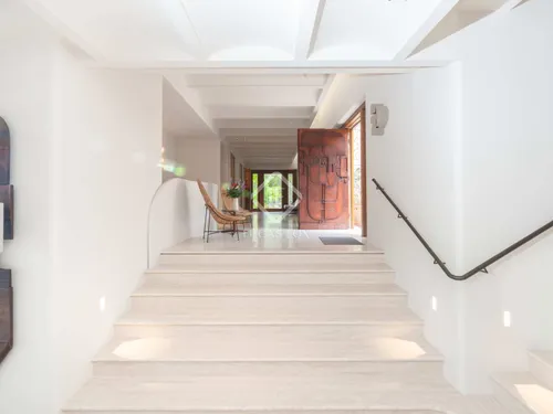 6 Bedrooms House / Villa in Can Xicu Sala