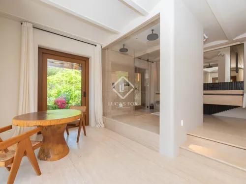 6 Bedrooms House / Villa in Can Xicu Sala