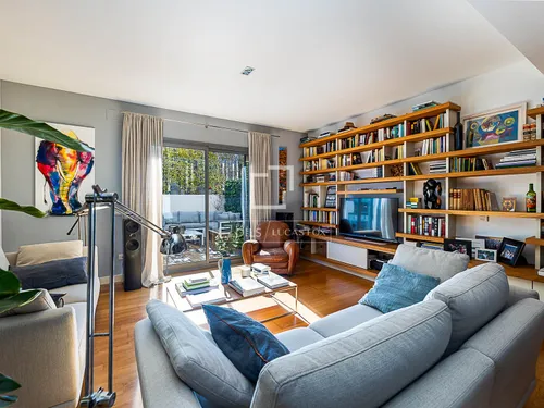 4 Bedrooms Apartment in cami de son rapinya