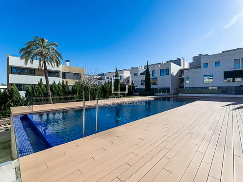 4 Bedrooms Apartment in cami de son rapinya