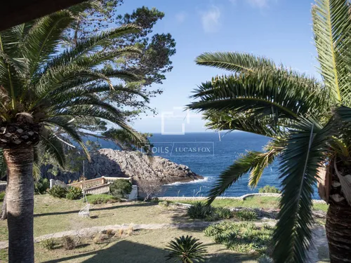 6 Bedrooms House / Villa in Carrer Font