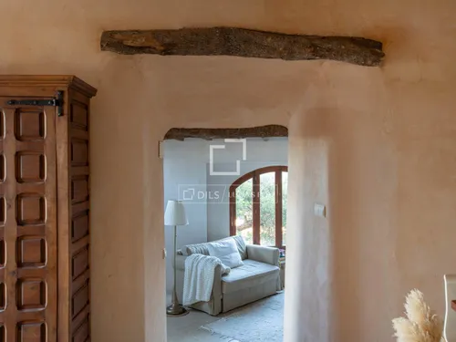 6 Bedrooms House / Villa in Carrer Font