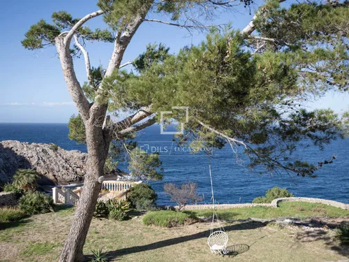 6 Bedrooms House / Villa in Carrer Font