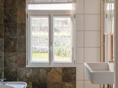 6 Bedrooms House / Villa in Carrer Font