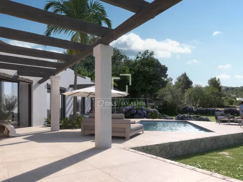 4 Bedrooms House / Villa in Can Escandell