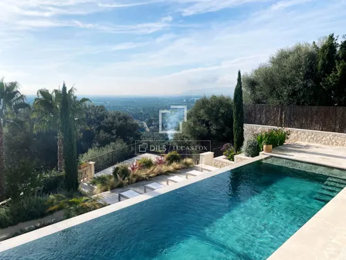 5 Bedrooms House / Villa in carre puig major