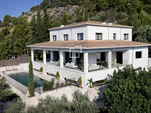 5 Bedrooms House / Villa in carre puig major