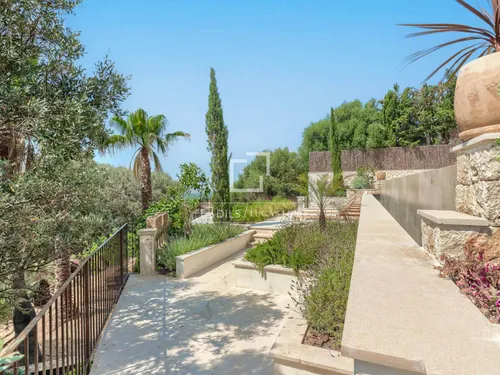 5 Bedrooms House / Villa in carre puig major