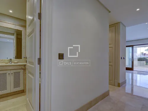 5 Bedrooms Apartment in Avenida del Carmen