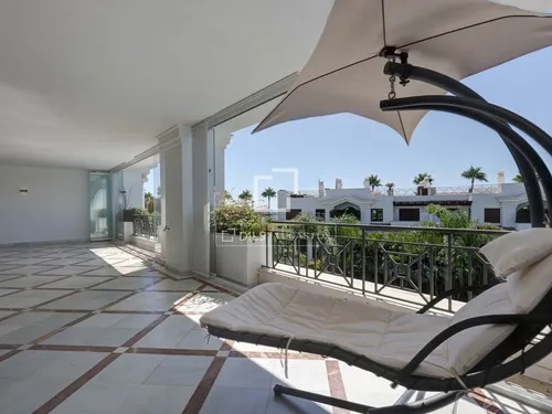 5 Bedrooms Apartment in Avenida del Carmen