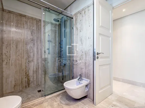 5 Bedrooms Apartment in Avenida del Carmen