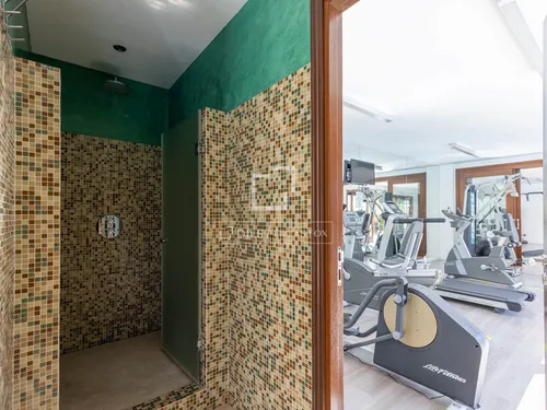 5 Bedrooms Apartment in Avenida del Carmen