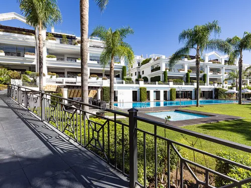 5 Bedrooms Apartment in Avenida del Carmen