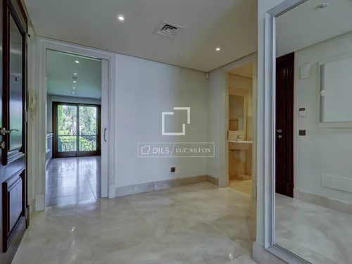 5 Bedrooms Apartment in Avenida del Carmen