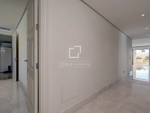 5 Bedrooms Apartment in Avenida del Carmen