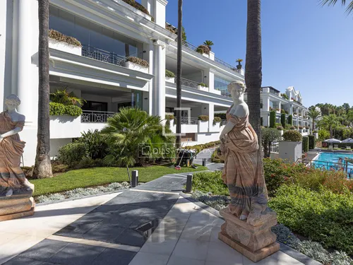 5 Bedrooms Apartment in Avenida del Carmen