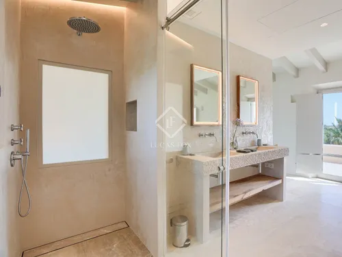 5 Bedrooms Country house in Es Racó