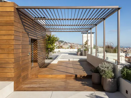 4 Bedrooms Apartment in Muntaner